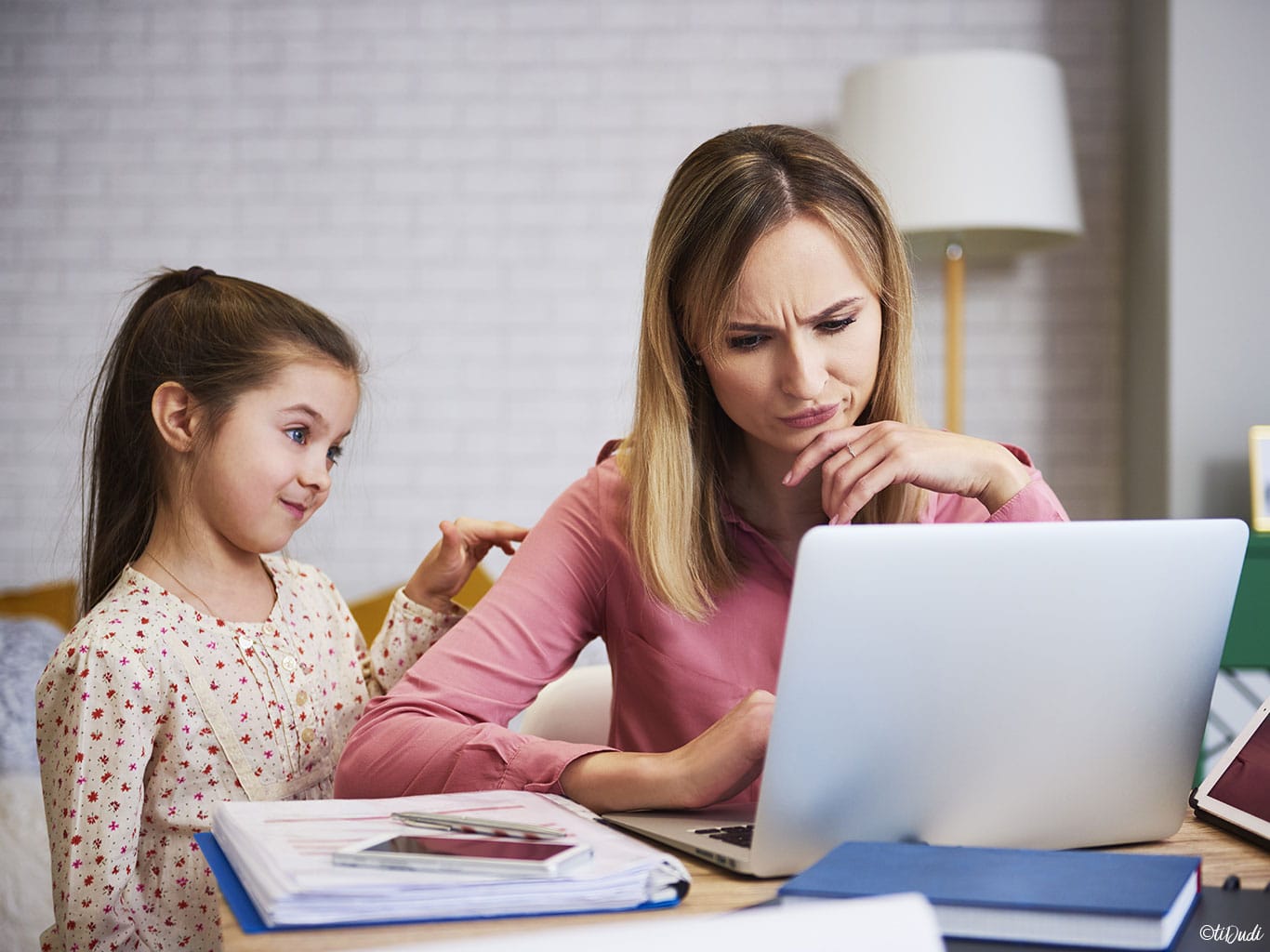 Teletravail Et Ecole A La Maison Gerez Comme Une Mumboss Tidudi